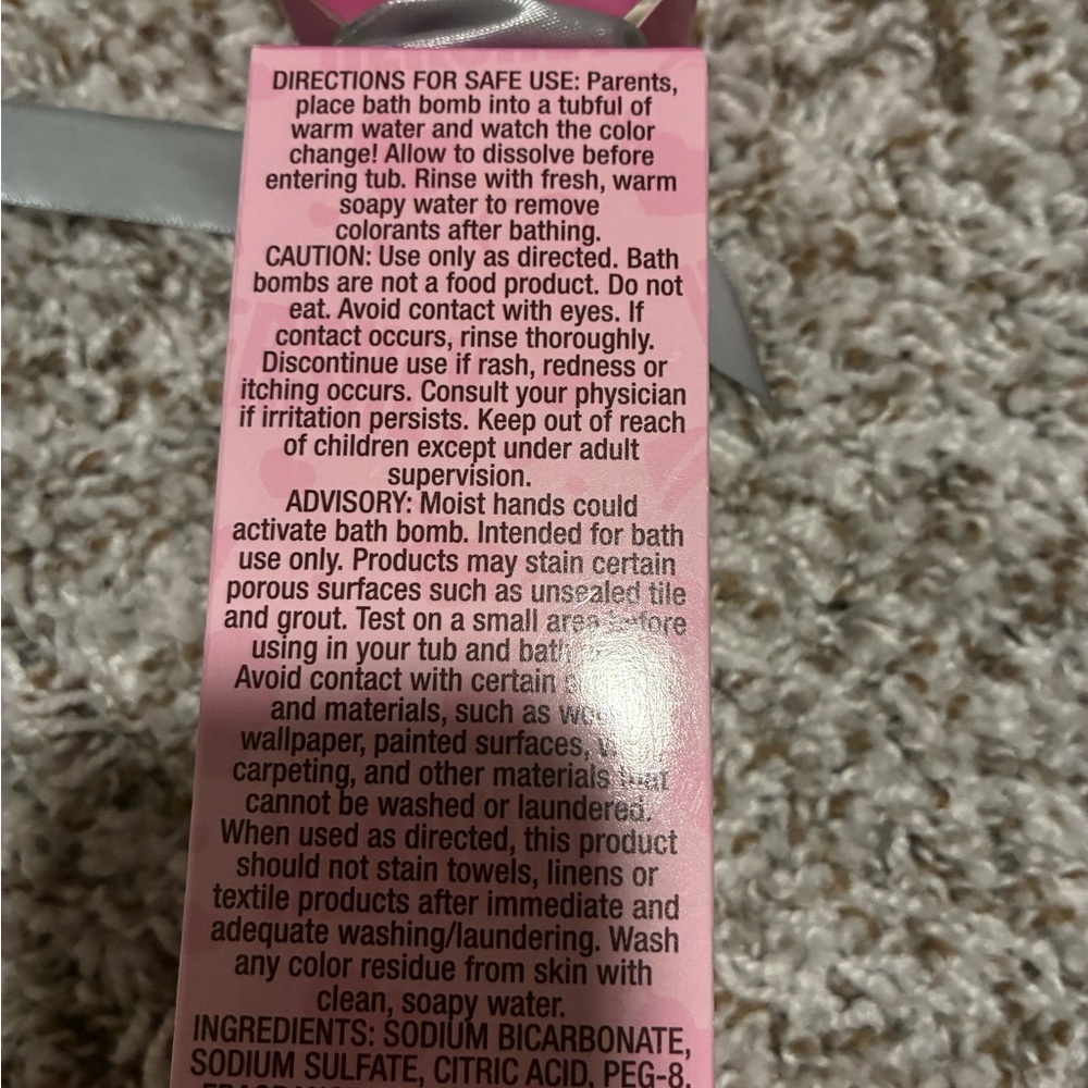 Hershey's Pink Bath Bombs with Silver Ribbon - Picture 2 of 2